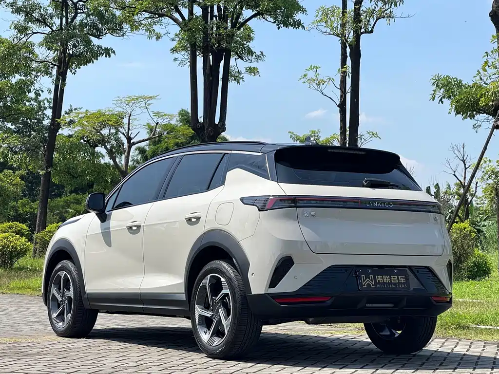 Lynk & Co 06 — миниатюра 4