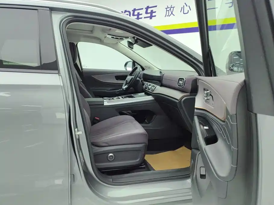 Chery Tiggo 9 C-DM — миниатюра 8