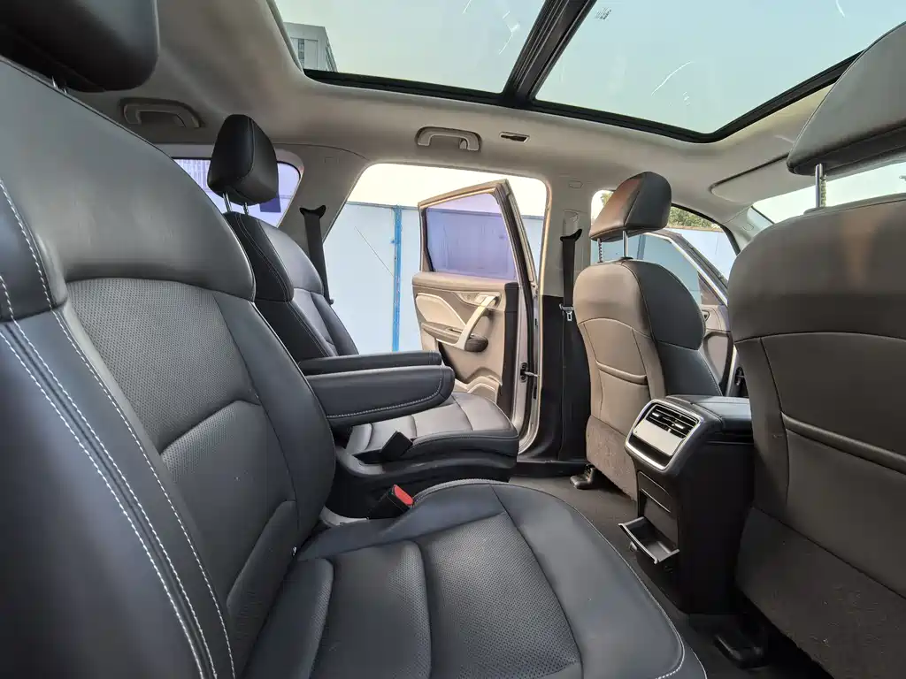 GEELY AUTOMOBILE JIAJIE