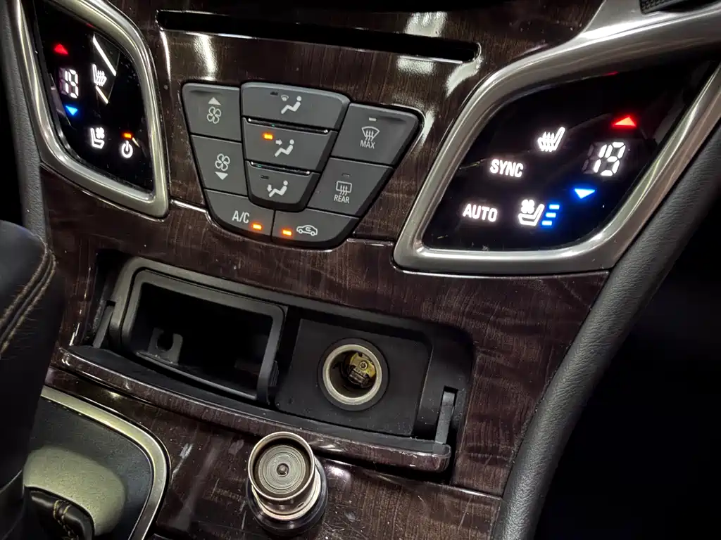 Buick LaCrosse — миниатюра 16