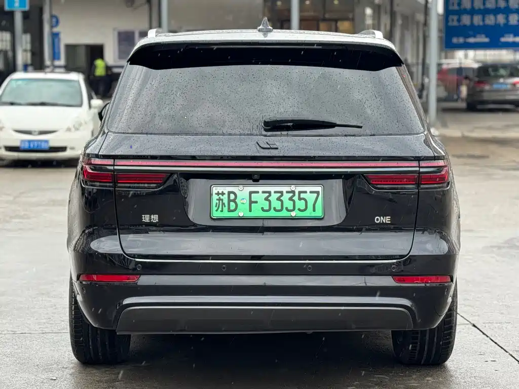 Li Auto ONE 2020 6 мест