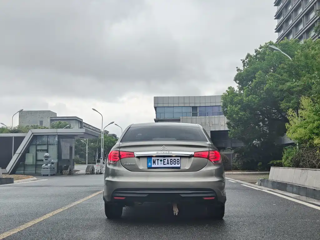 Citroen C4L — миниатюра 8