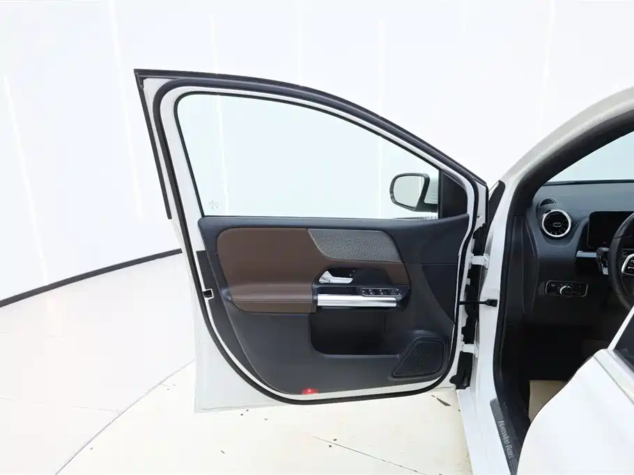 MERCEDES-BENZ B CLASS