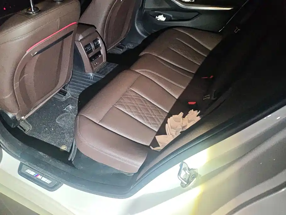 BMW 3 Series — миниатюра 11