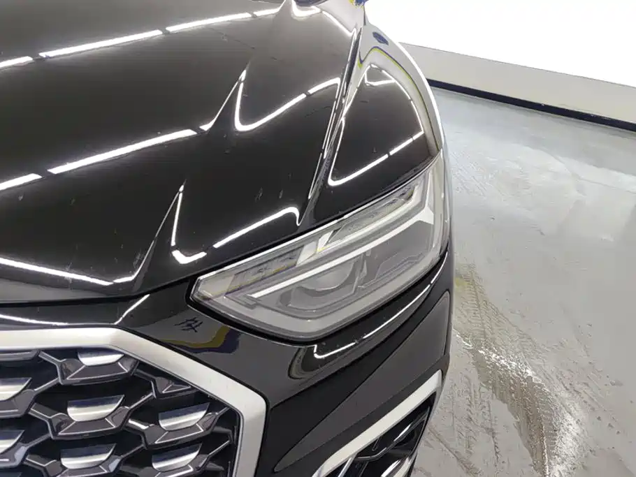 Audi Q5L Sportback — миниатюра 5