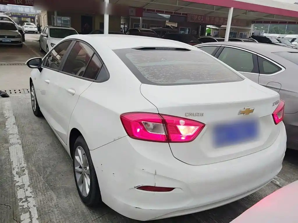 Chevrolet Cruze — миниатюра 5