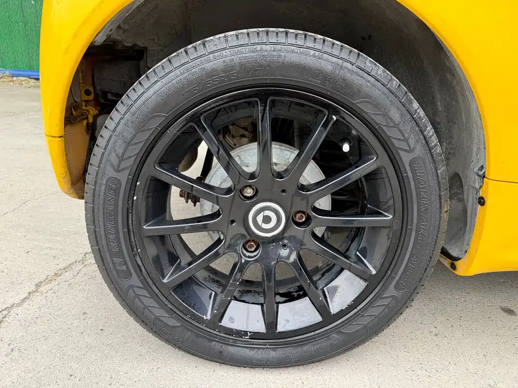 smart Smart Fortwo — миниатюра 13