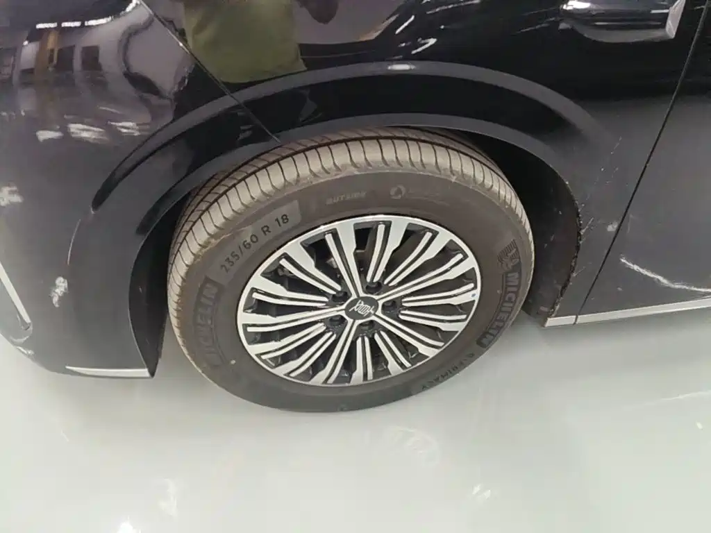 BYD Xia — миниатюра 23