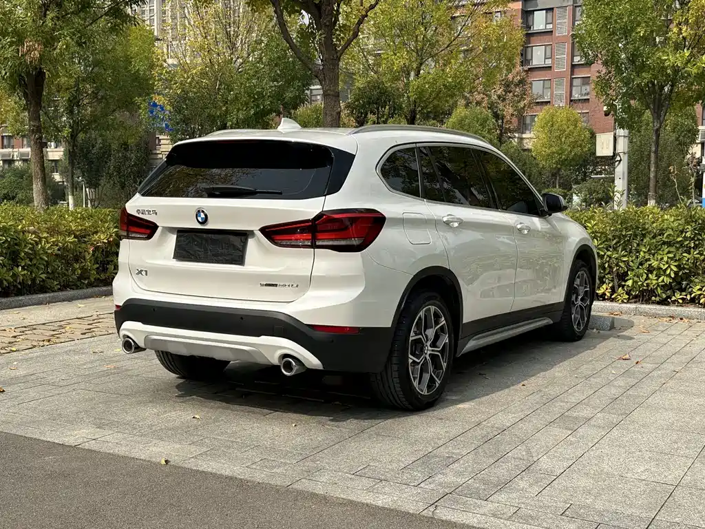 BMW X1 — миниатюра 5