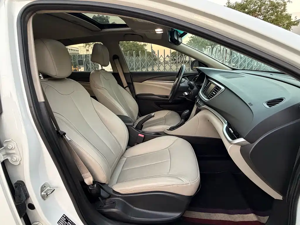 Buick Excelle — миниатюра 4
