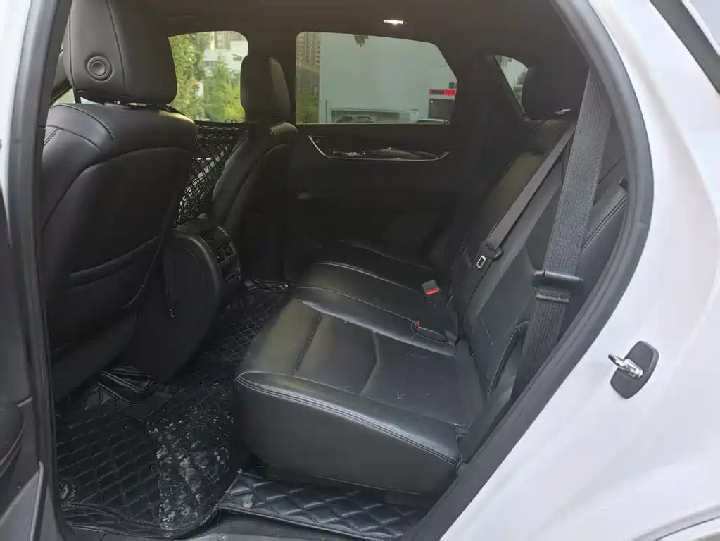 Cadillac XT5 — миниатюра 10