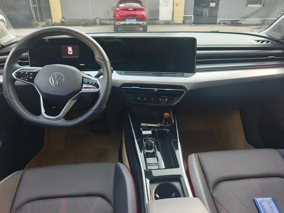Volkswagen Lamando — миниатюра 12