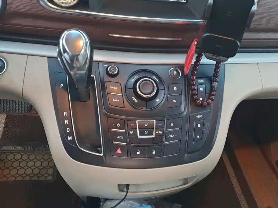 Buick GL8 — миниатюра 16