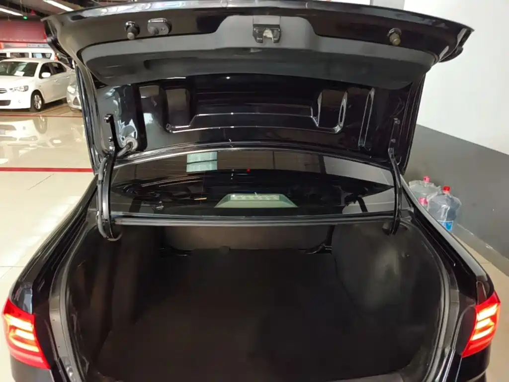 Volkswagen Lavida — миниатюра 19