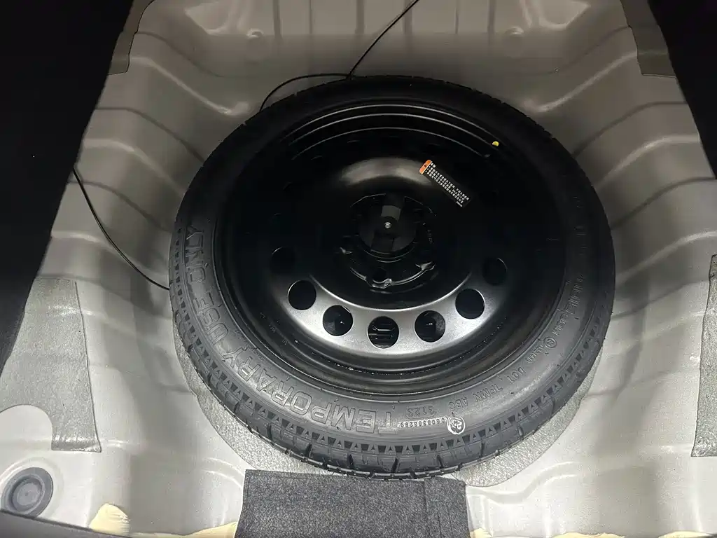 Buick Verano — миниатюра 16