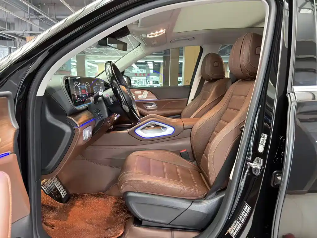 Mercedes-Benz GLS — миниатюра 13