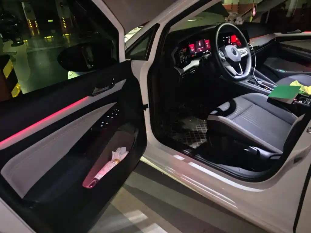 Volkswagen Golf — миниатюра 17