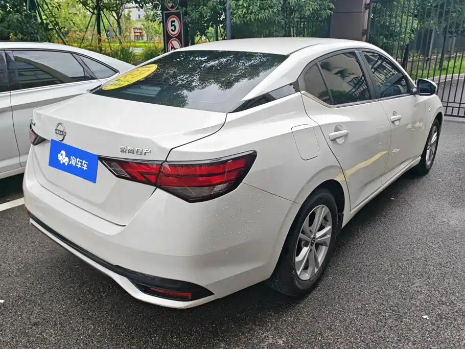 Nissan Sylphy — миниатюра 3