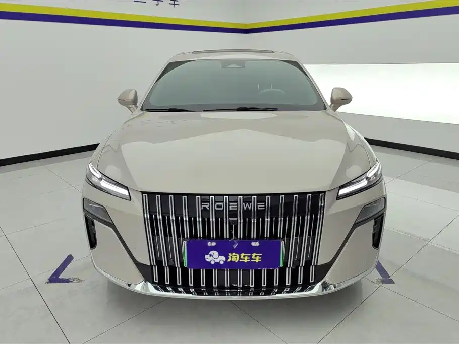 Roewe Wing Wai M7 DMH — миниатюра 2