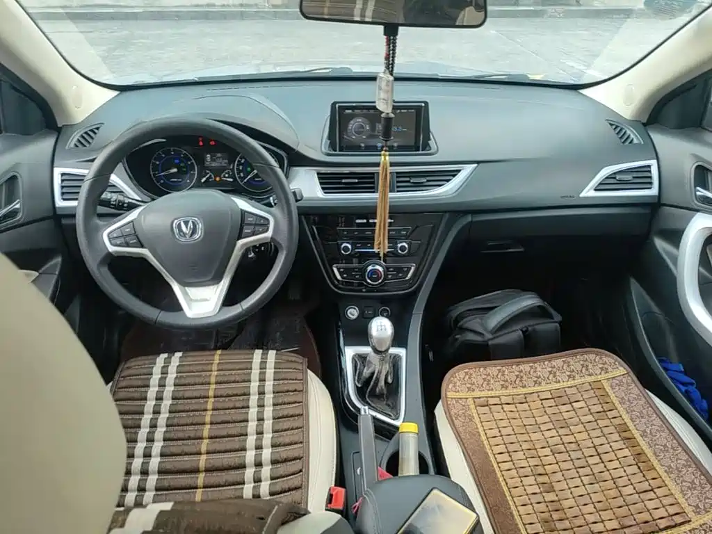 Changan V7 — миниатюра 10