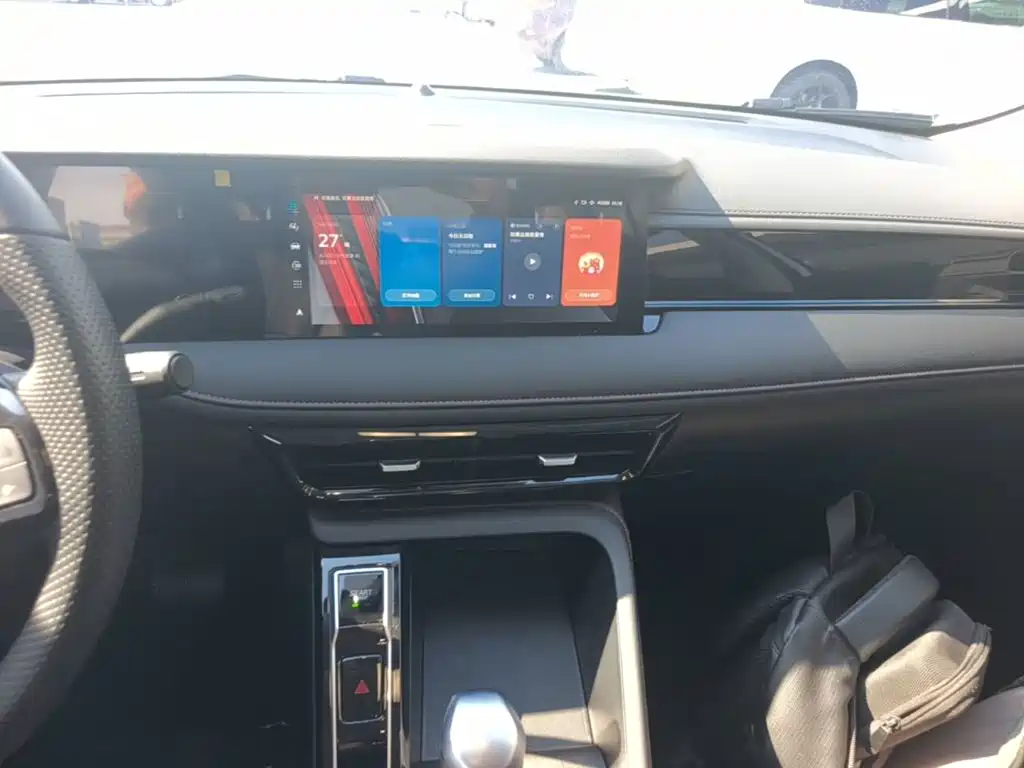 Roewe i5 — миниатюра 13