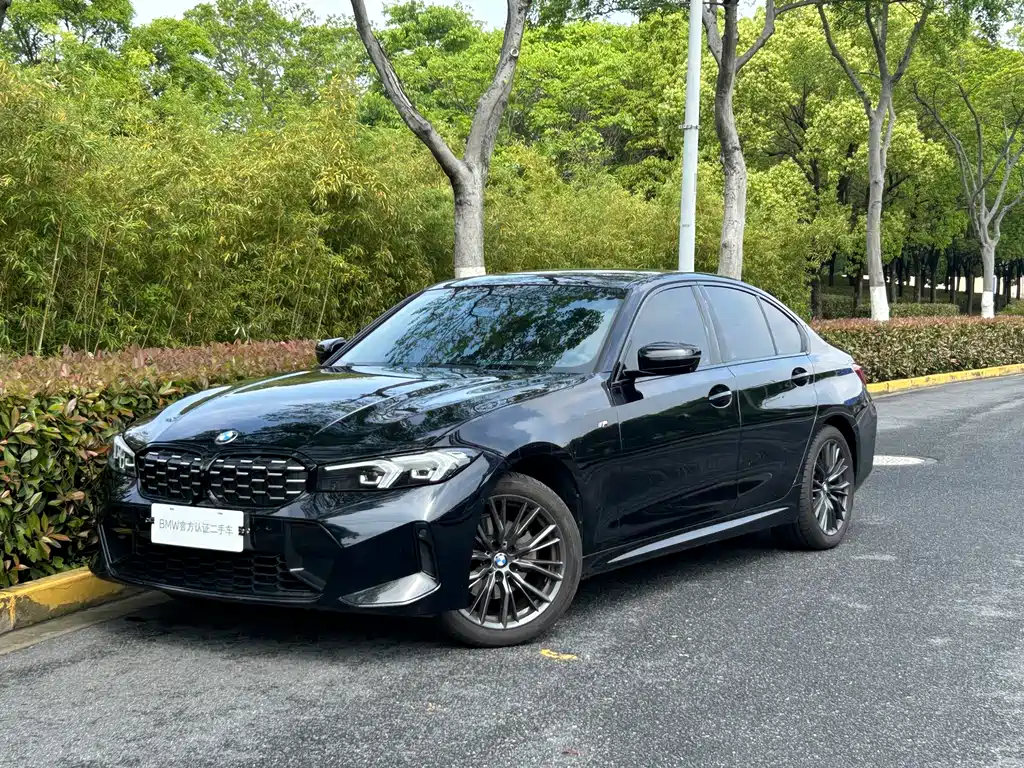 BMW 3 Series 2024