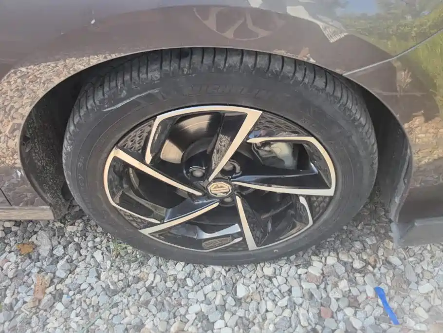 MG MG5 — миниатюра 6