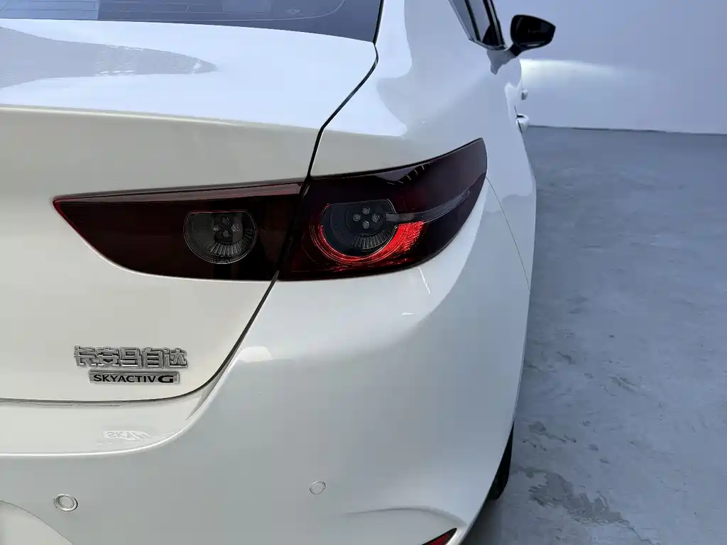 MAZDA 3 ANGKESAILA