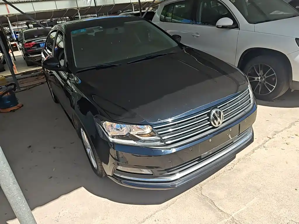 Volkswagen Lavida — миниатюра 4