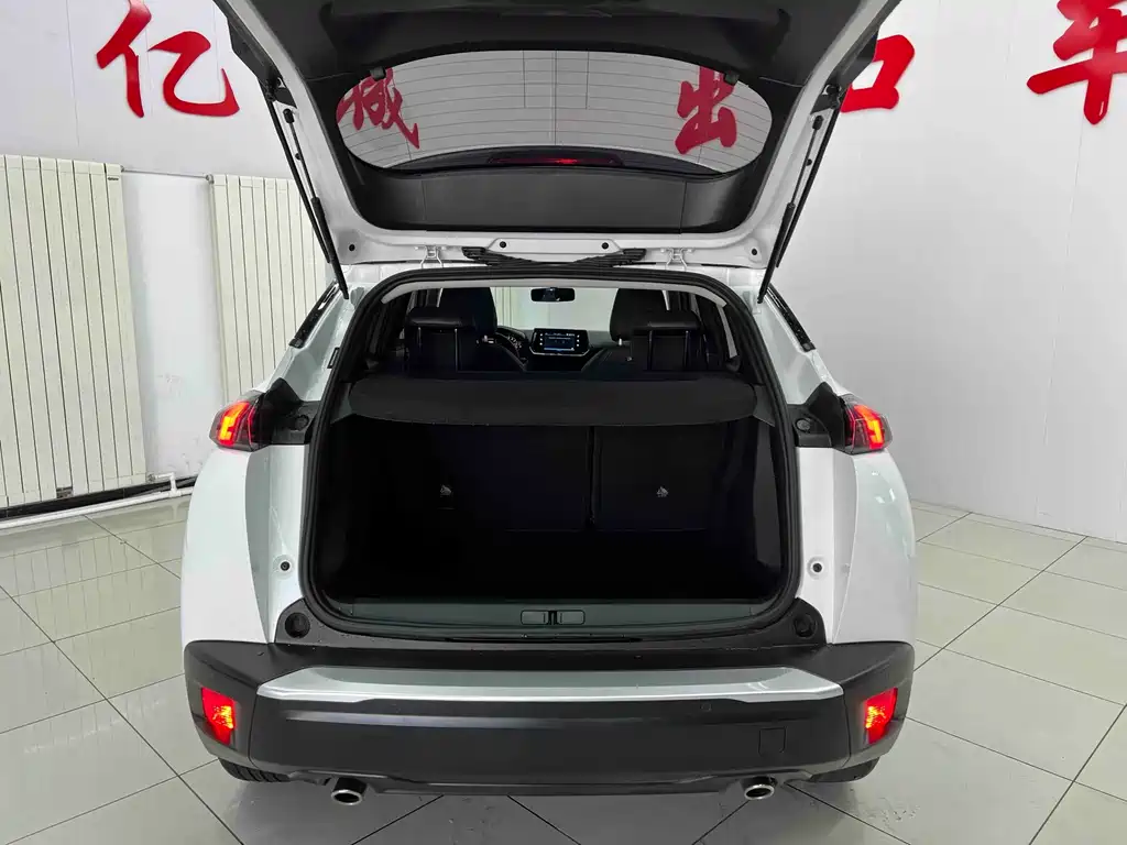 Peugeot 2008 — миниатюра 19