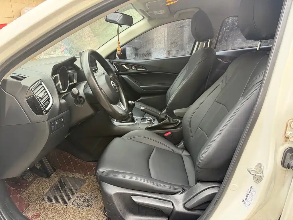 Mazda 3 Axela — миниатюра 9