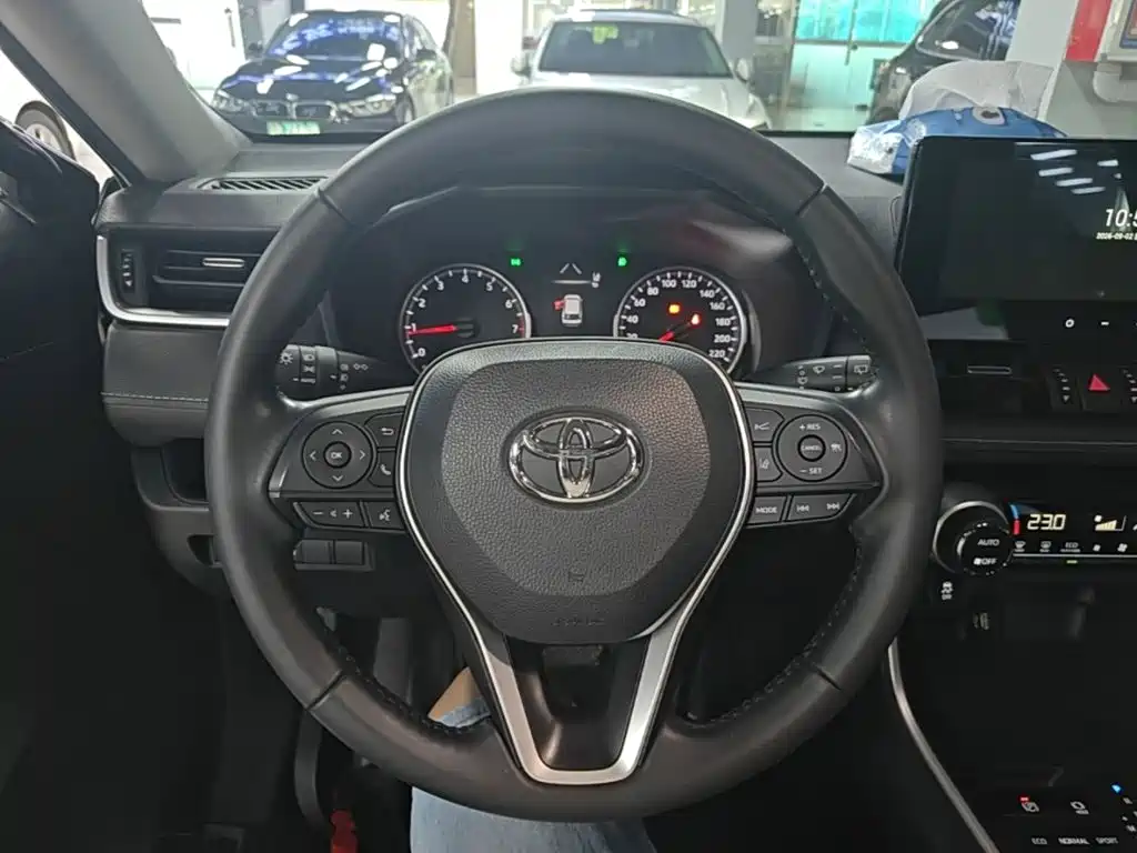 Toyota Wildlander — миниатюра 11