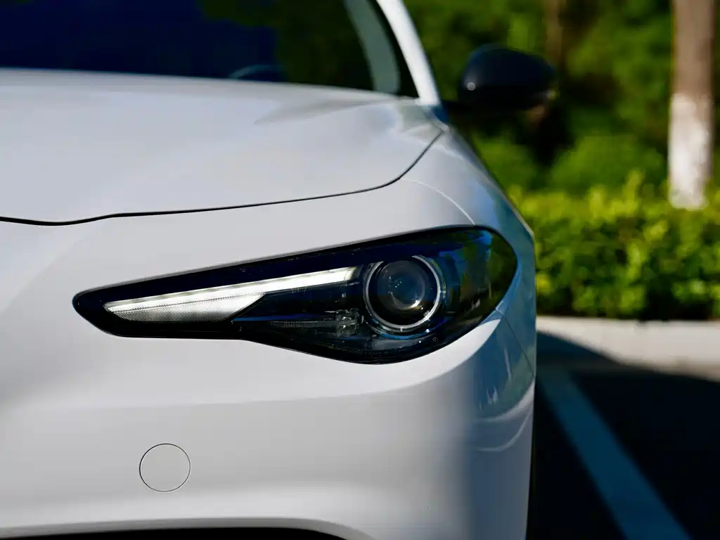 Alfa Romeo Giulia — миниатюра 7