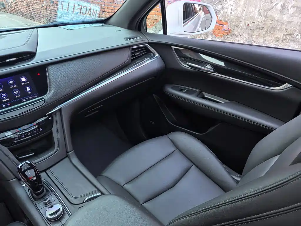Cadillac XT5 — миниатюра 13