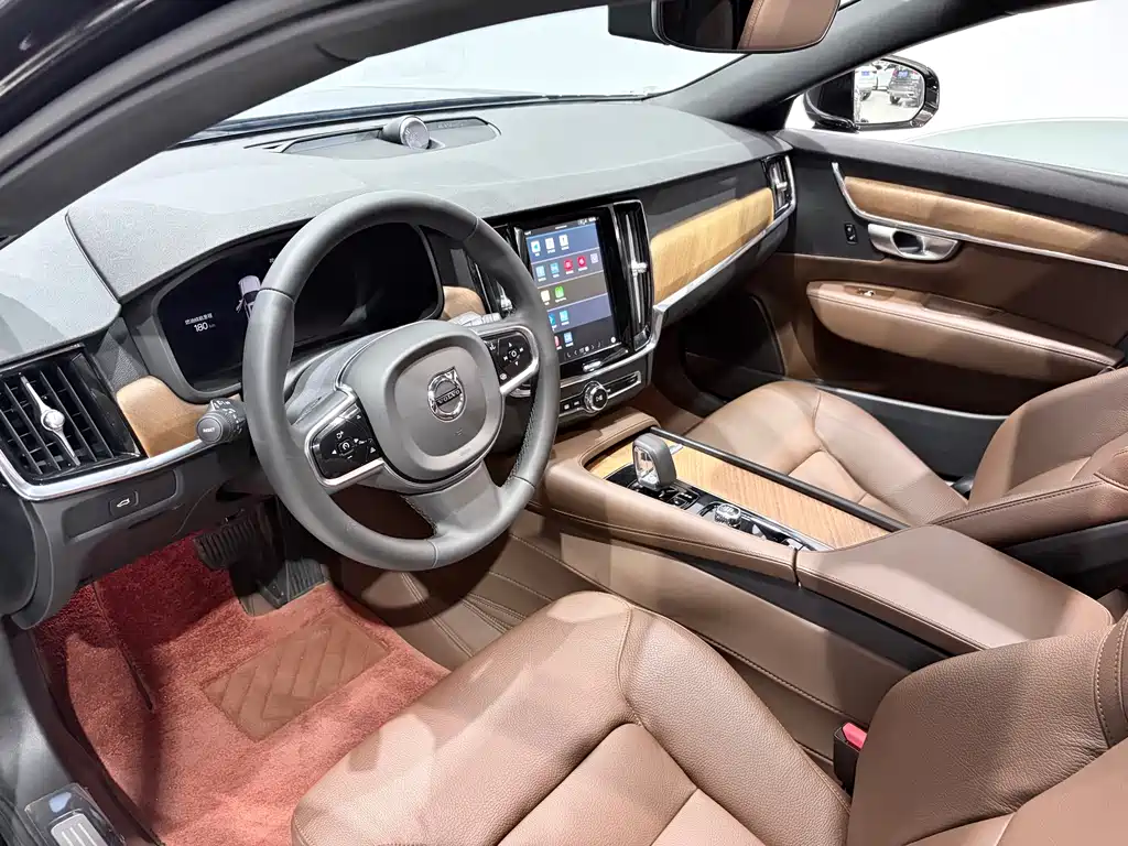 Volvo S90 — миниатюра 10