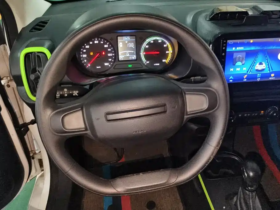Roewe Clever — миниатюра 15