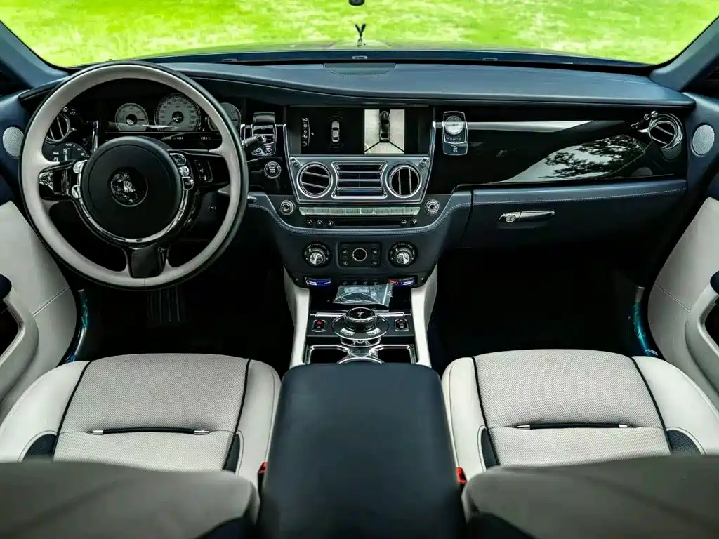 Rolls-Royce Wraith — миниатюра 9