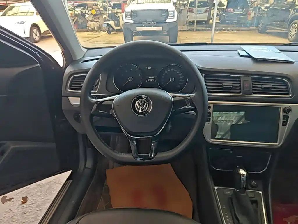 Volkswagen Lavida — миниатюра 11