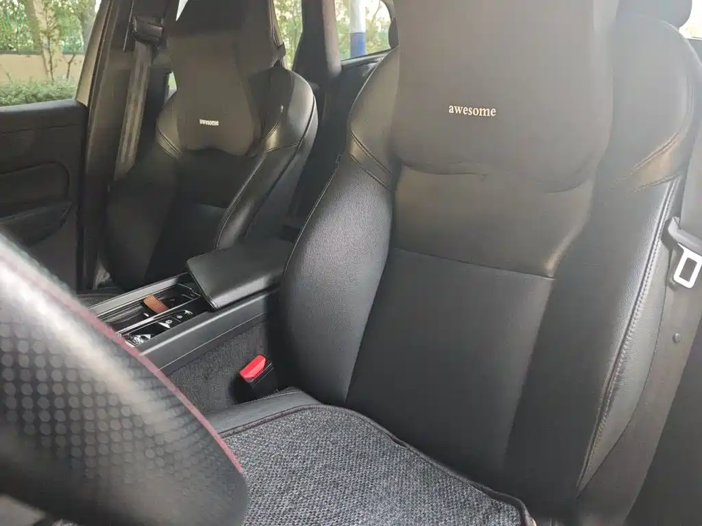 Volvo XC60 — миниатюра 11