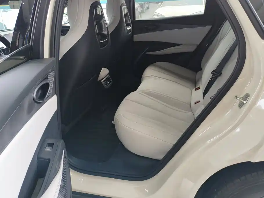 BYD Seal 06 — миниатюра 11