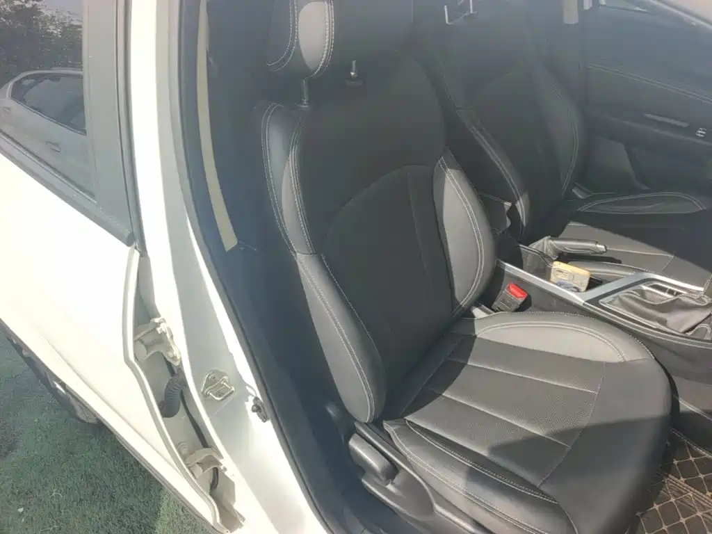 Geely Vision X3 — миниатюра 25