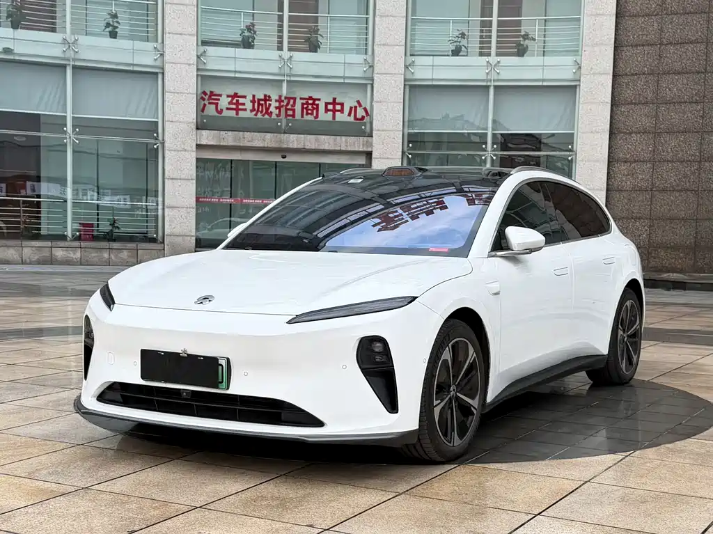 NIO ET5T — миниатюра 2