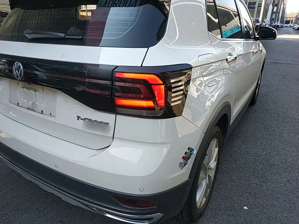 Volkswagen T-Cross — миниатюра 8