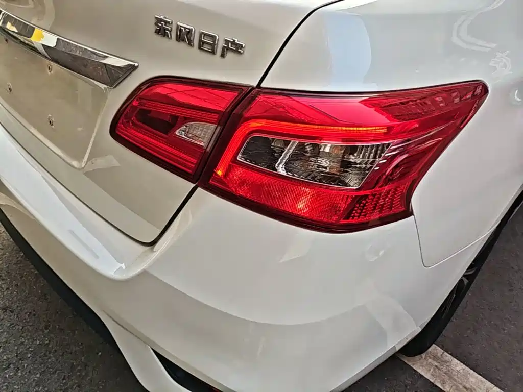 Nissan Sylphy — миниатюра 8