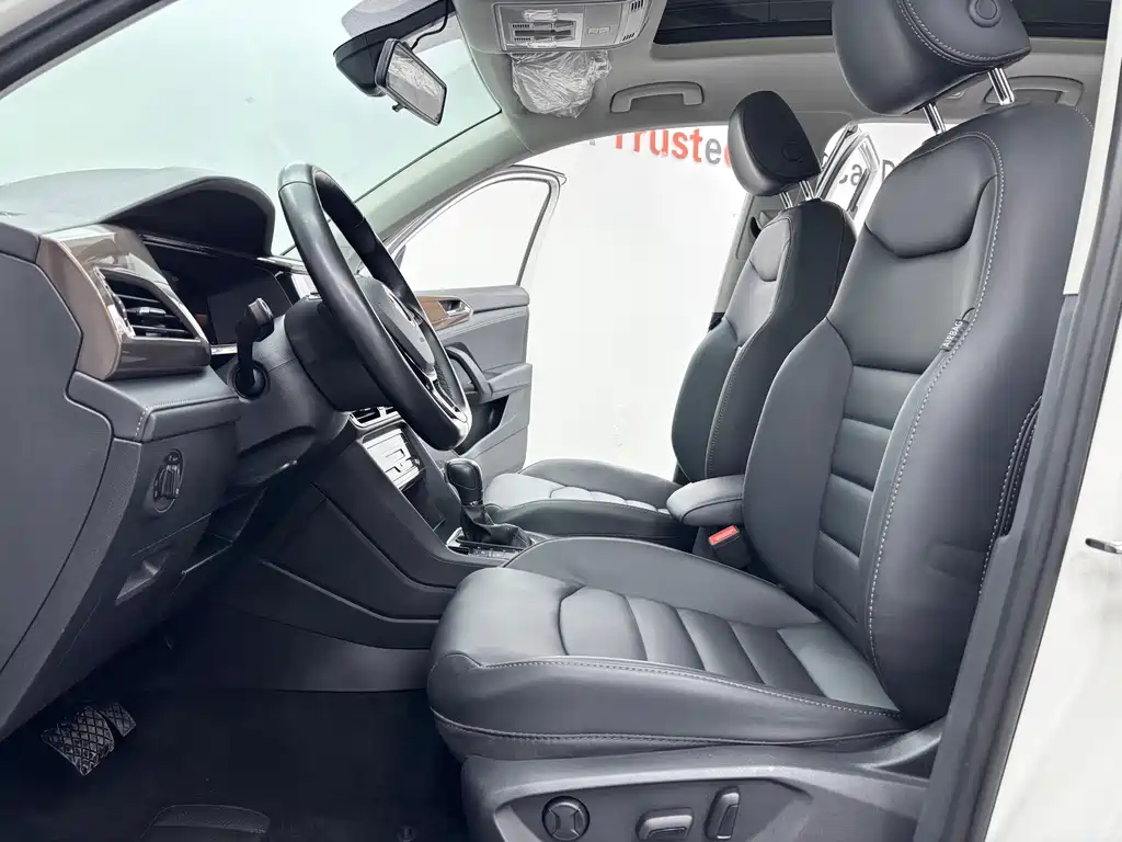 Volkswagen Tharu — миниатюра 7