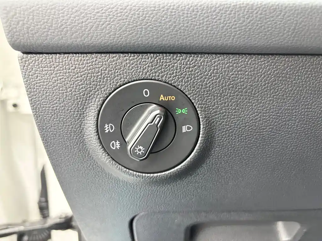 Volkswagen Tharu — миниатюра 15