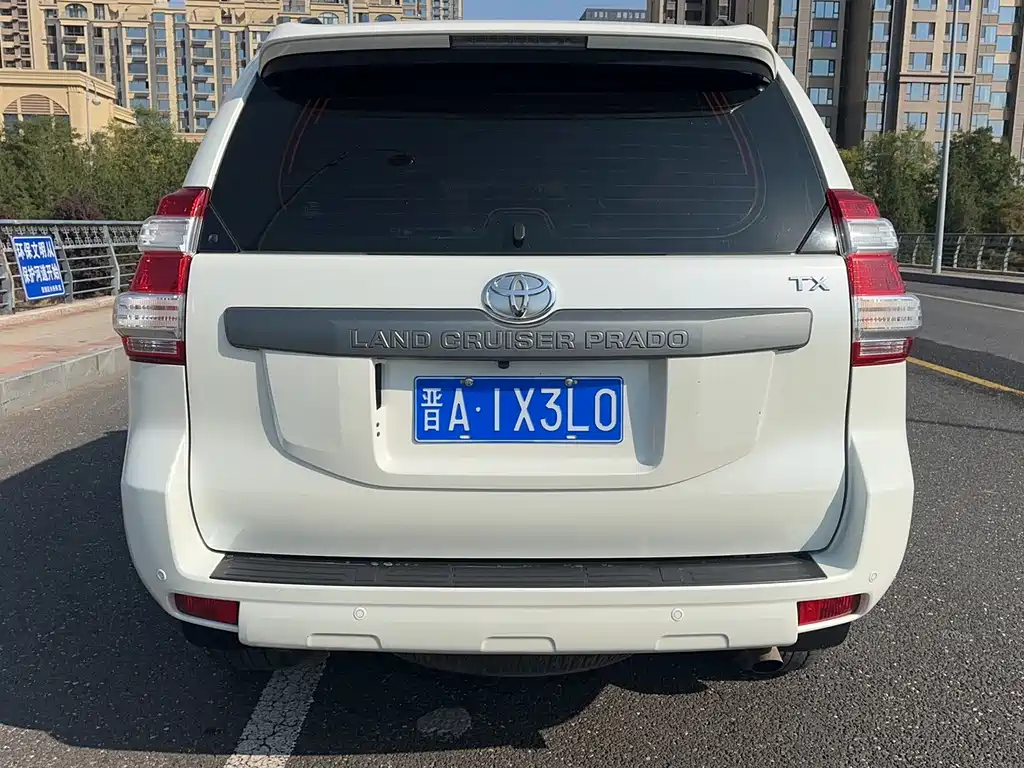 Toyota Prado (Import) — миниатюра 8