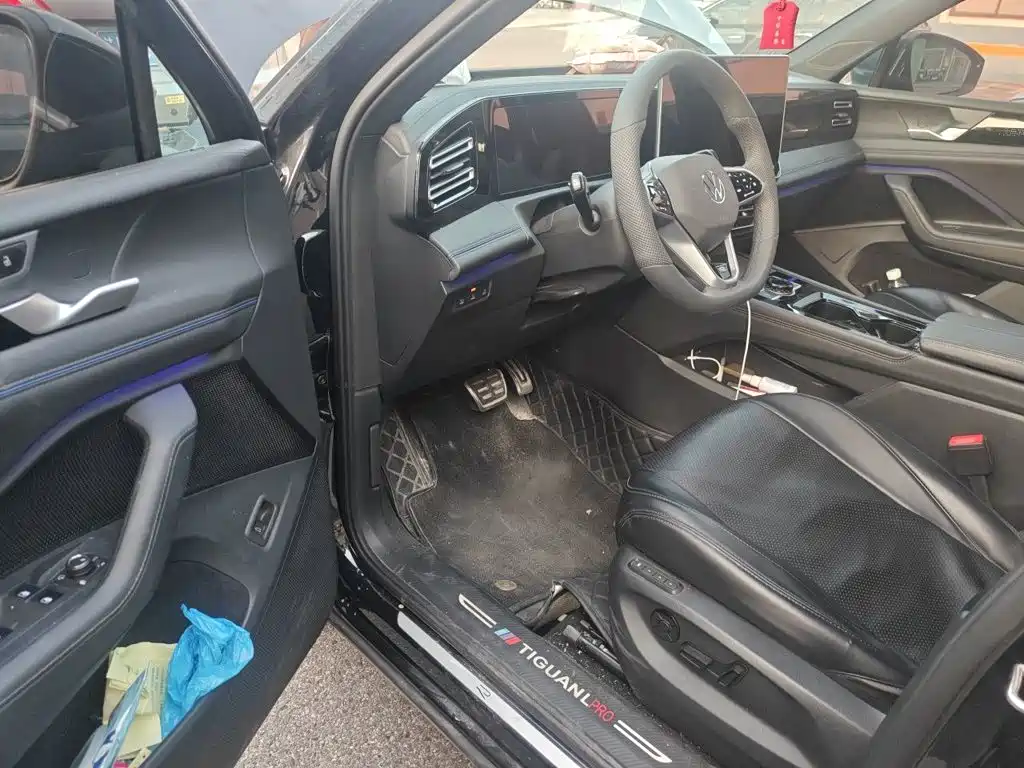 Volkswagen Tiguan L — миниатюра 17