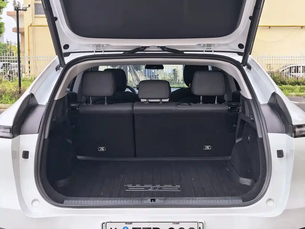 XPeng G6 — миниатюра 12