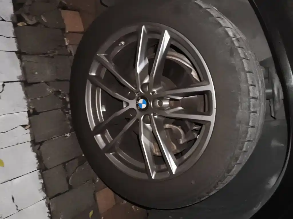 BMW X3 — миниатюра 8